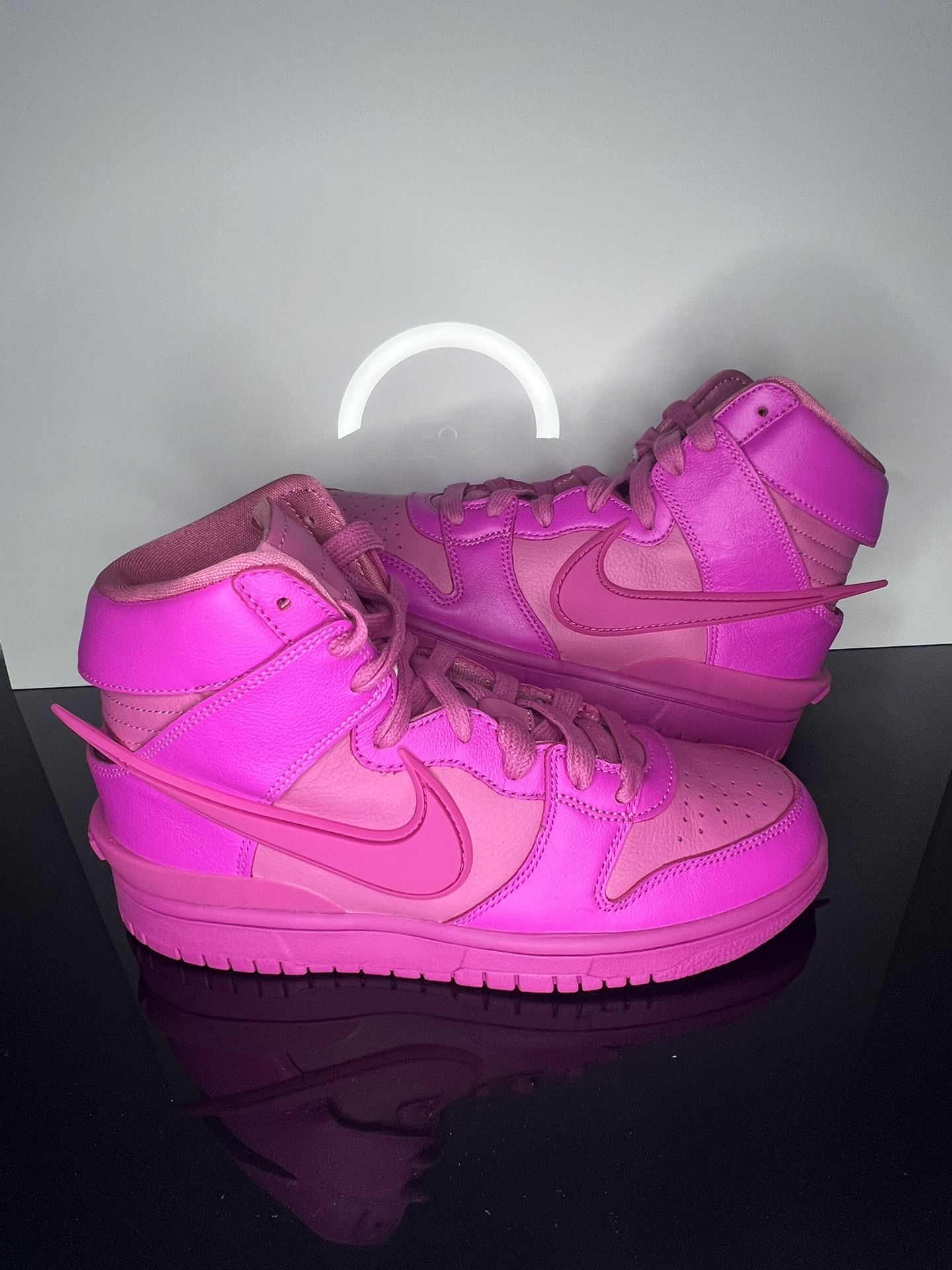 Nike X Ambush Pink Size 6 Woman’s 