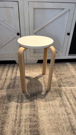 Stool 18” inch