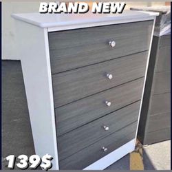 Brand new grey&white 5 drawer dresser