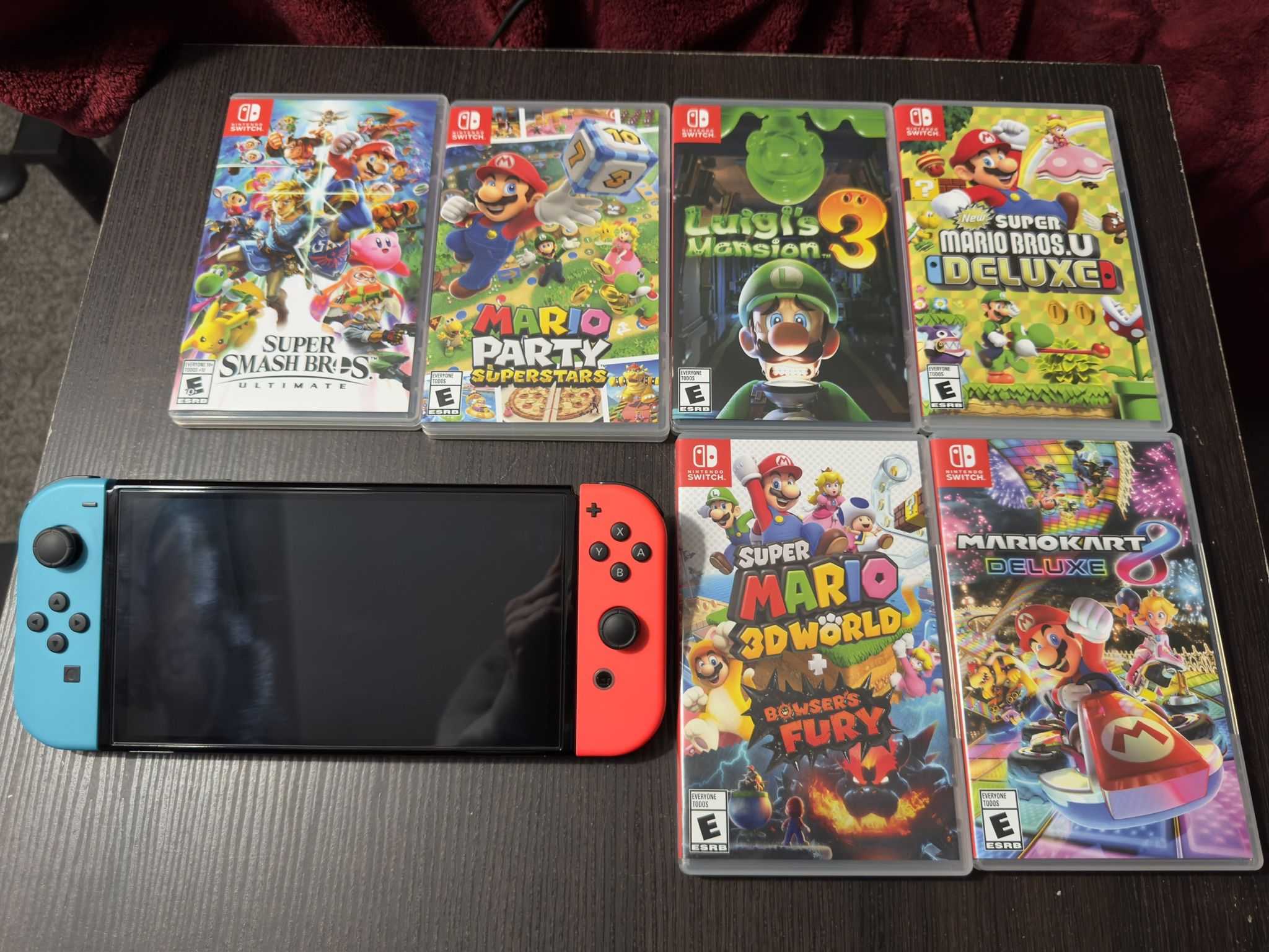 Nintendo Switch OLED & 6 Games