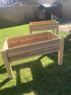 New Cedar Raised GardenBed’s