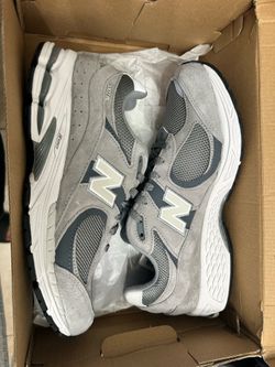 Brand New Mens New Balance 2002R size 11.5 New with box