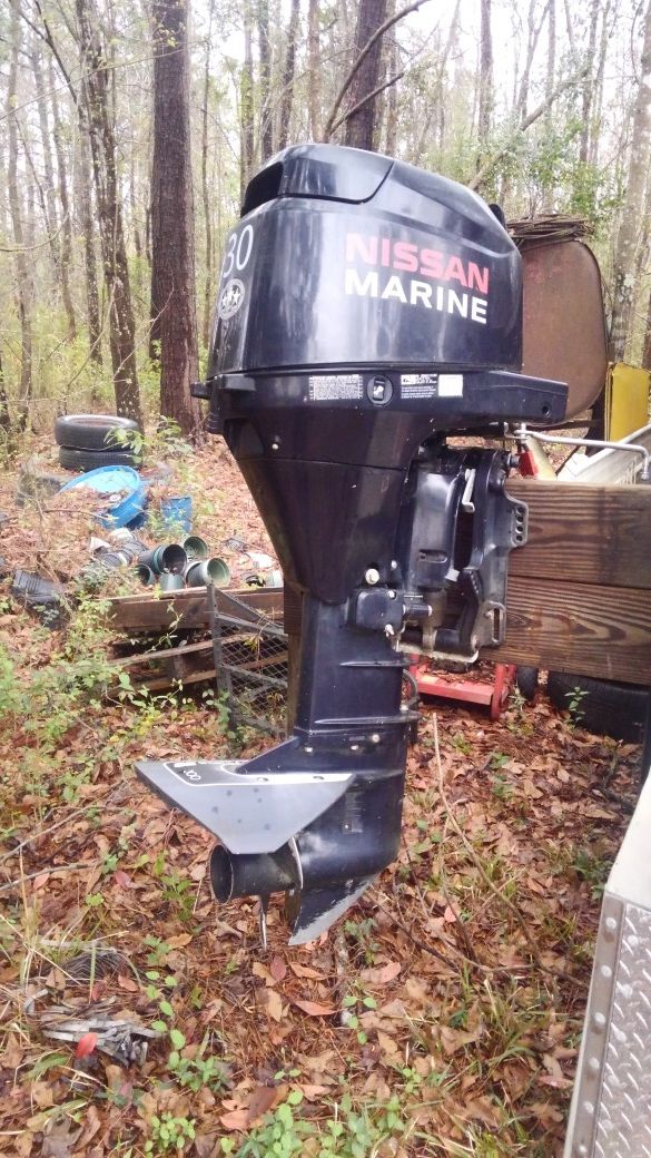 Nissan 30 horsepower boat motor