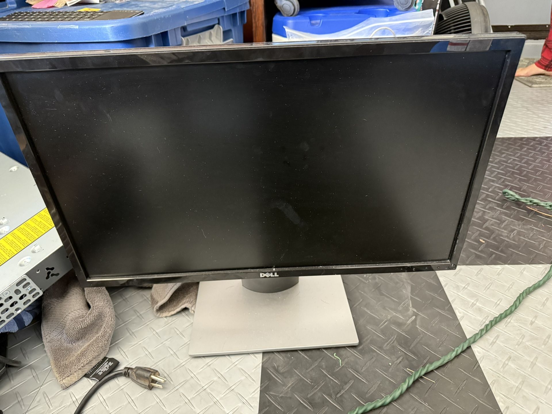 Dell SE2416HX 23.8 Full HD 1080p LED-lit IPS monitor