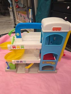 Fisher Price Little People Garage