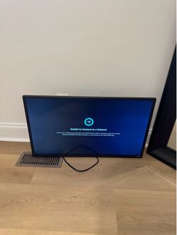 Vizio 33” Flat Screen TV