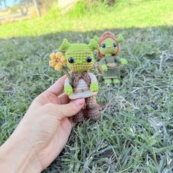 Crochet, Shrek, And Fiona 