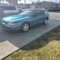 1995 Ford Mustang