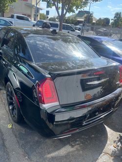 2018 Chrysler 300
