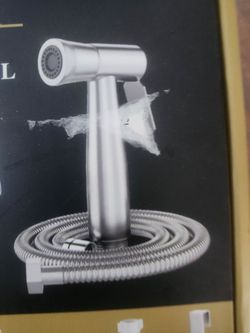 Purrfect Zone Luxury Stainless Steel Handheld Sprayer Kit -- NEW IN BOX