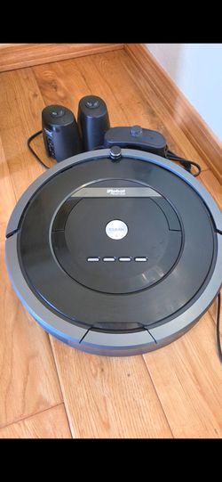 iRobot Roomba Robot Vacuum with Accessories