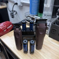 BabylissPro FXONE Limited Edition Nightfall Clipper &Trimmer W/ Dual Charger And 4 Batteries