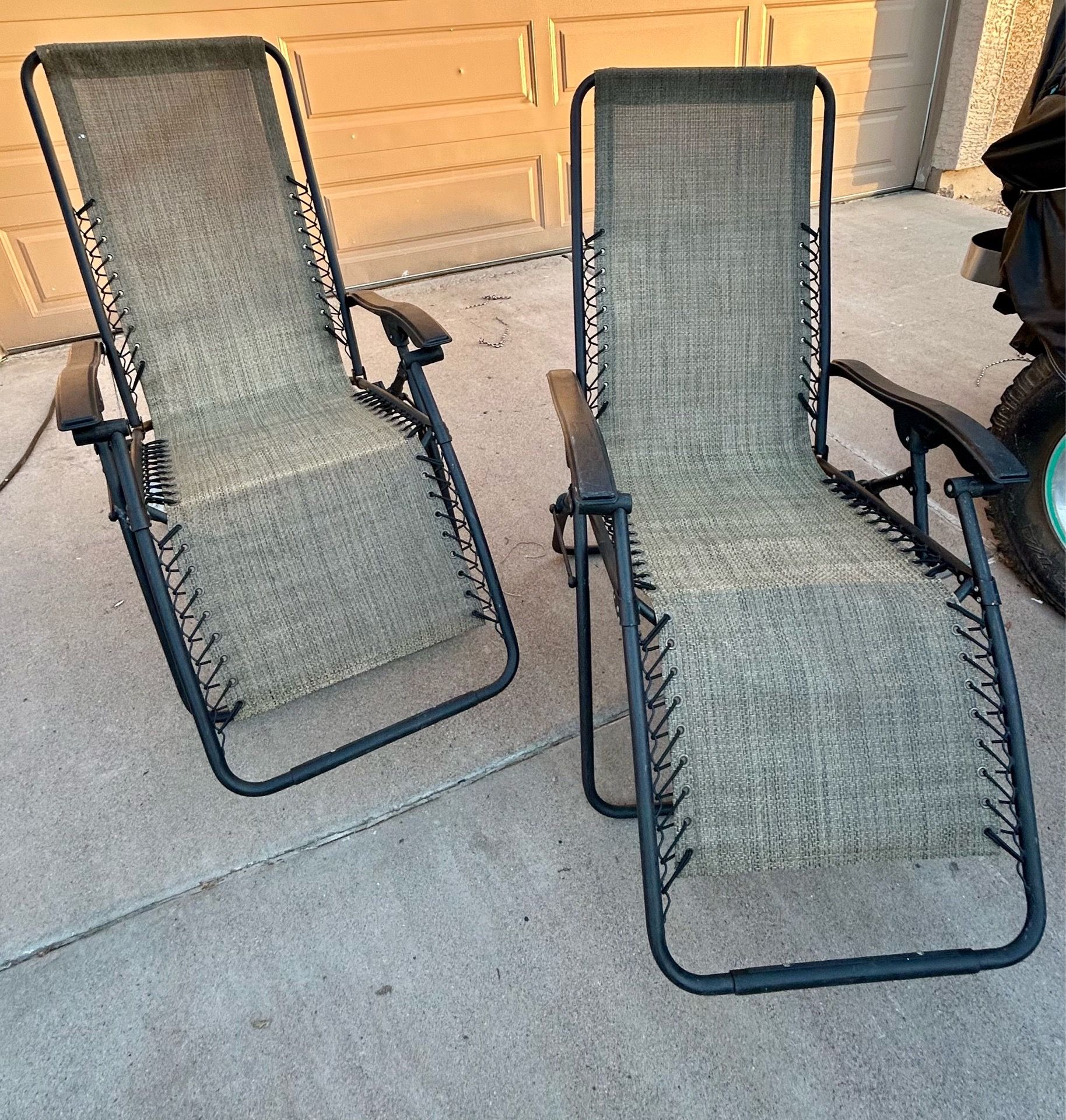 (2) Zero Gravity Lounge Chair Outdoor Adjustable Reclining Patio Chair