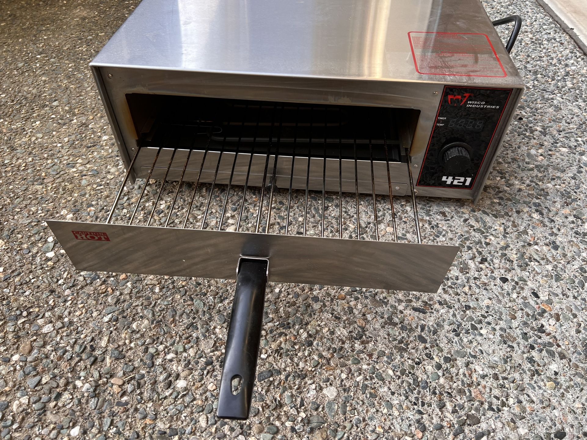 Electric Pizza Oven- Wisco industries 421