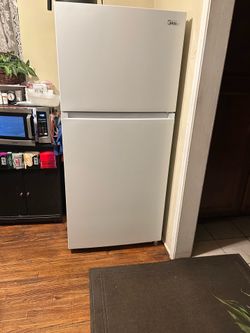 Refrigerator - new