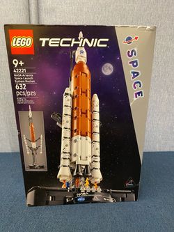 LEGO Technic NASA Artemis Space Launch System Rocket 42221