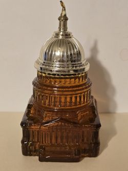 Avon Aftershave Like New 5 Oz