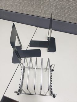 Book shelf divider, file holder