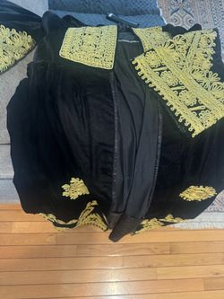 Afghan clothes