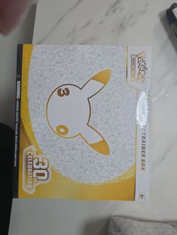 Pokémon TCG 30th Celebration Elite Trainer Box