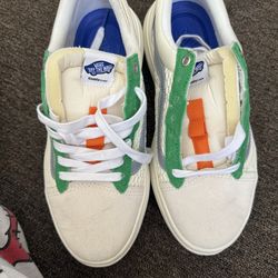 New vans size 10.5 woman