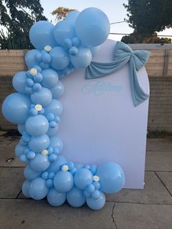 Baby Blue Bow Backdrop Garland