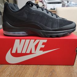 Nike airmax invigor