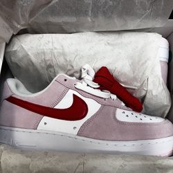 Nike Air Force 1 Valentine’s Day Love Letter Size 8.5