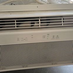 8000 btu LG window u it AC