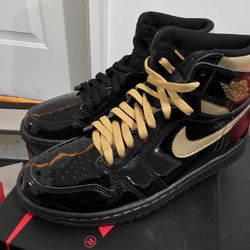 Jordan 1 High- Black Metallic Pre-owned, Original Box