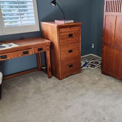 Cherry DESK AND FILE CABINET ALL FOR $150
