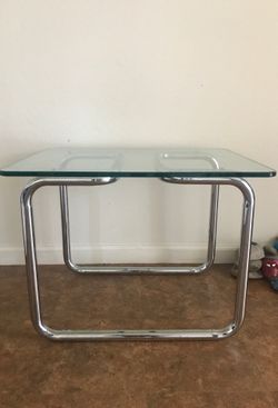 Nice crystal table