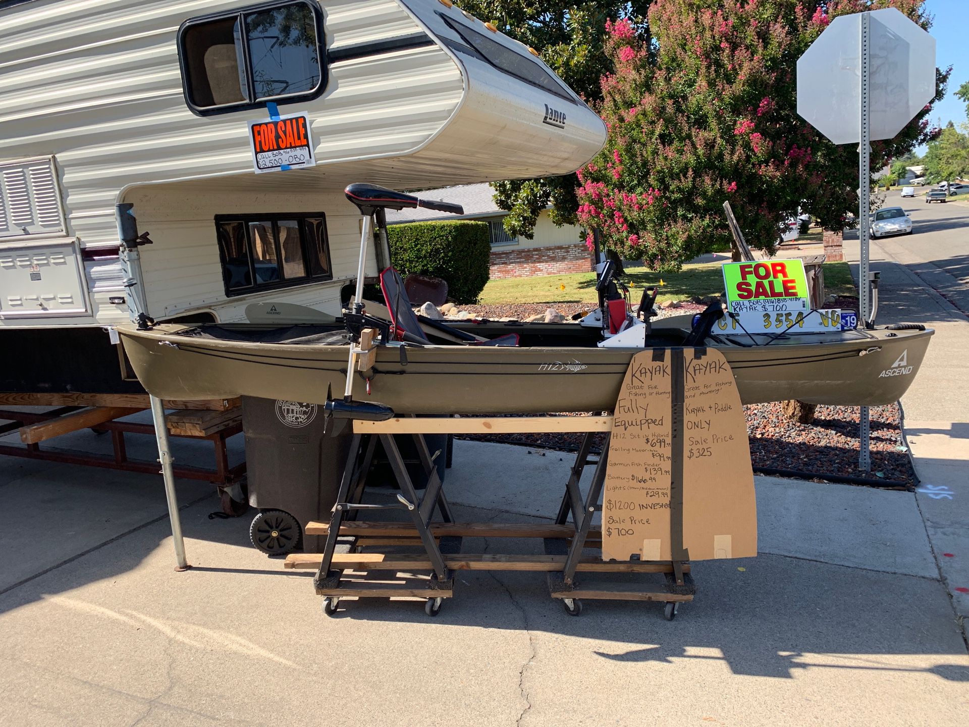 Camper & kayak