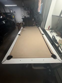 Billiards pool table
