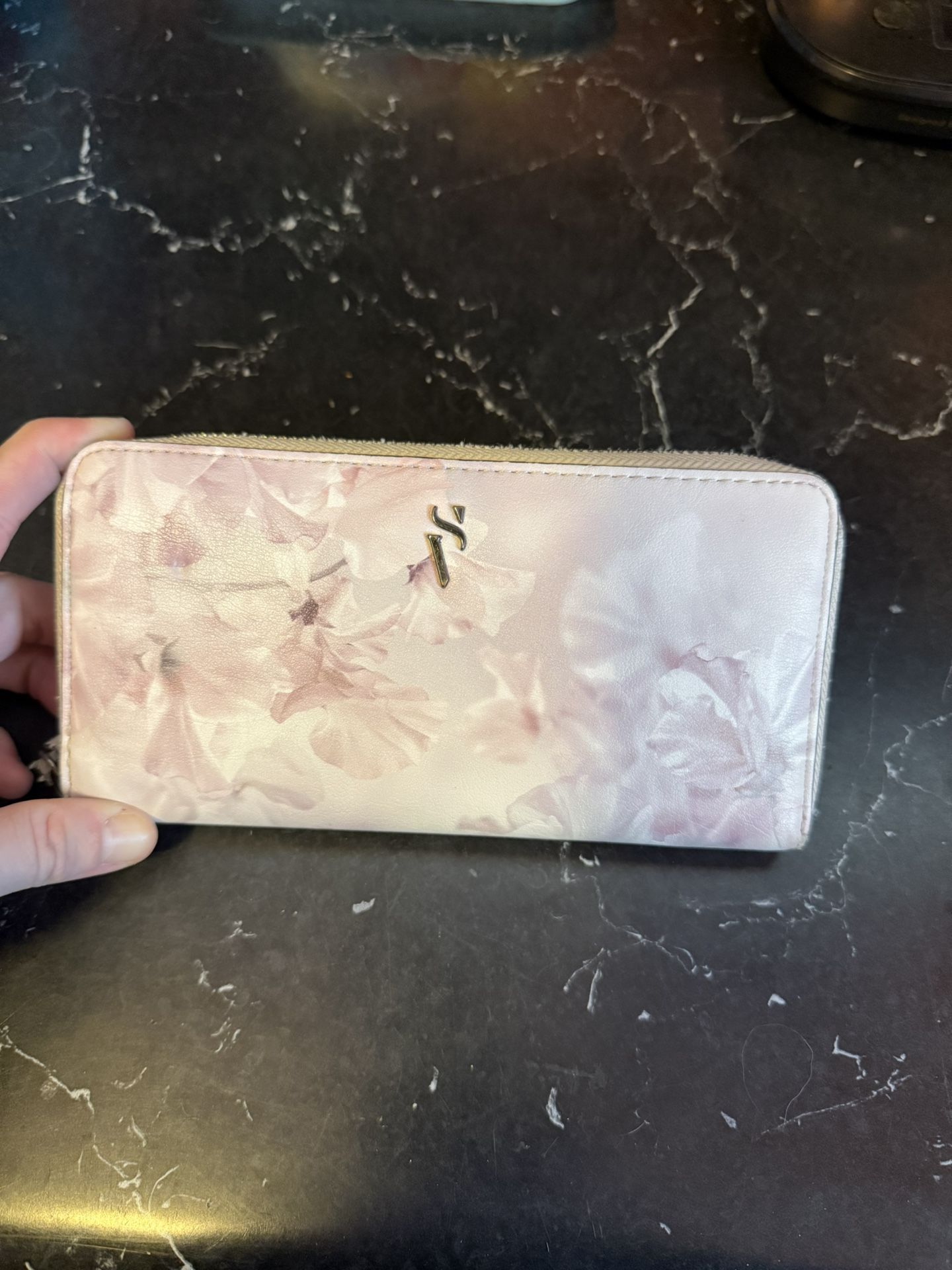 Woman’s Wallet