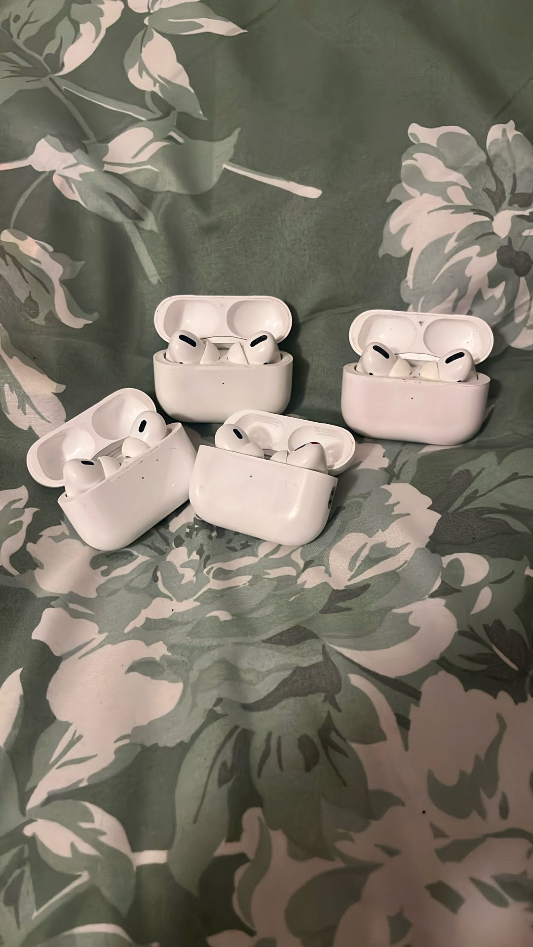 AirPods Pro’s 