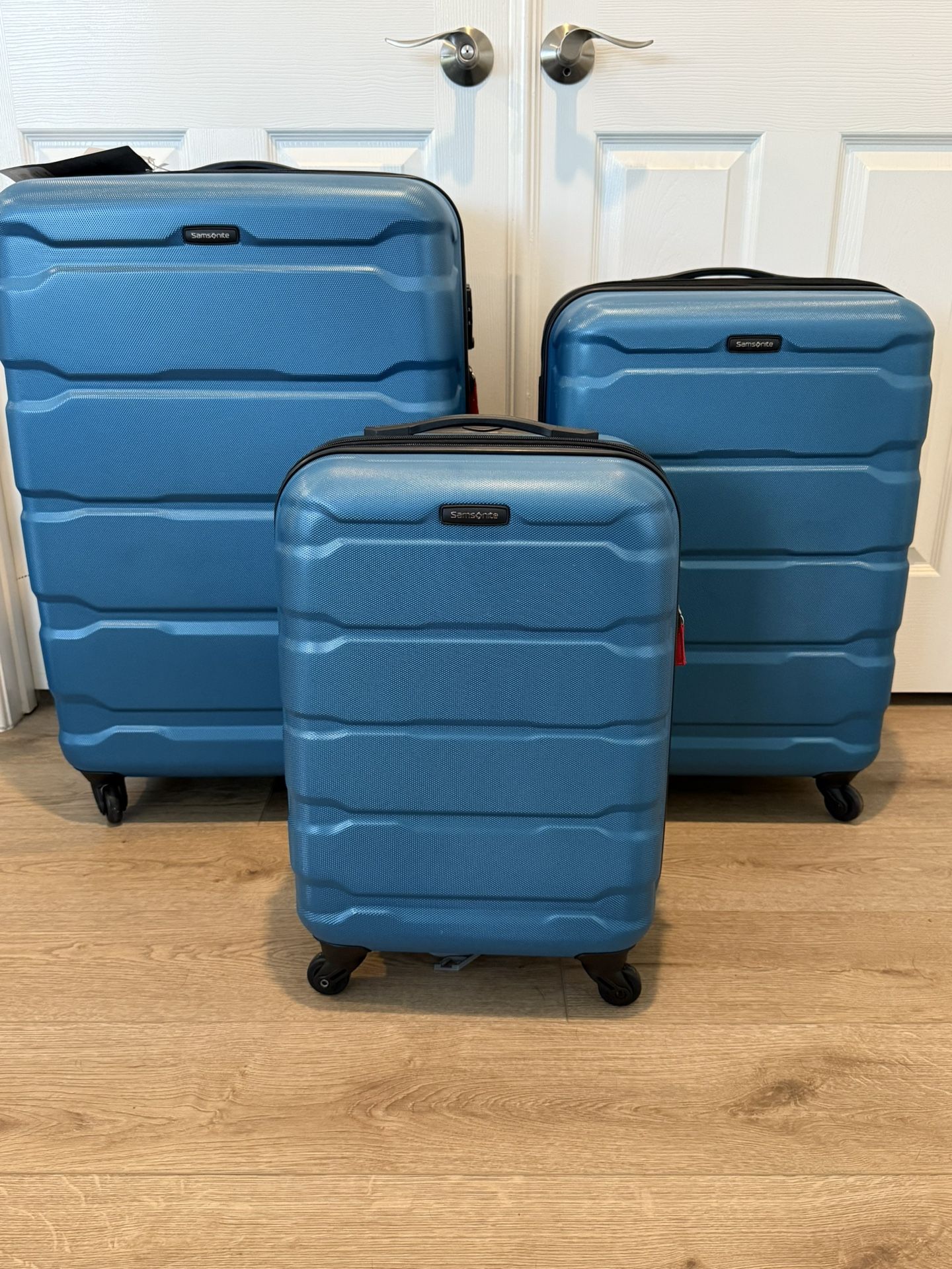 3 Piece Samsonite Luggage Set