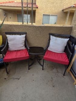 3pc patio set two chairs and table