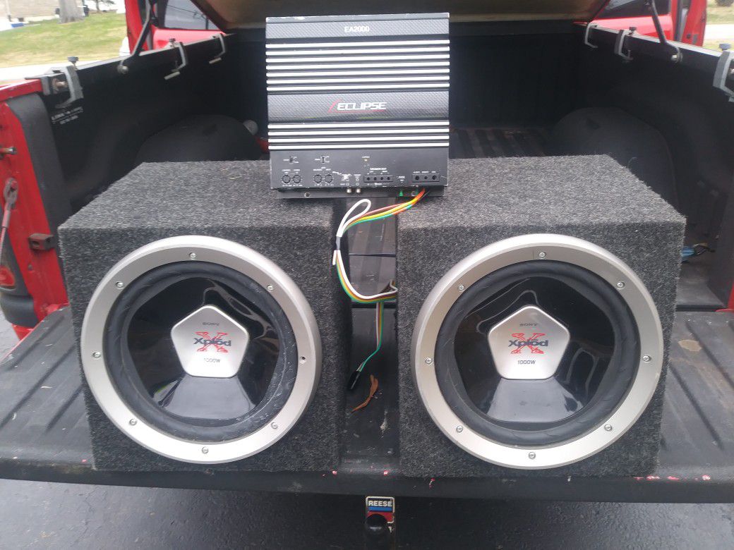 2 12 in Xplod speakers with a eclipse ea2000 amp