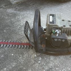 Craftsman Bushwacker gas hedge trimmer - For parts or repair 