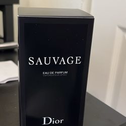 Dior Sauvage Eau De Parfum