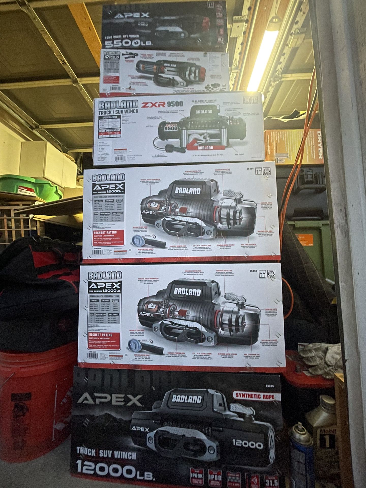 Badlands 12000lb Winch W/ Synthetic Rope (brand New)