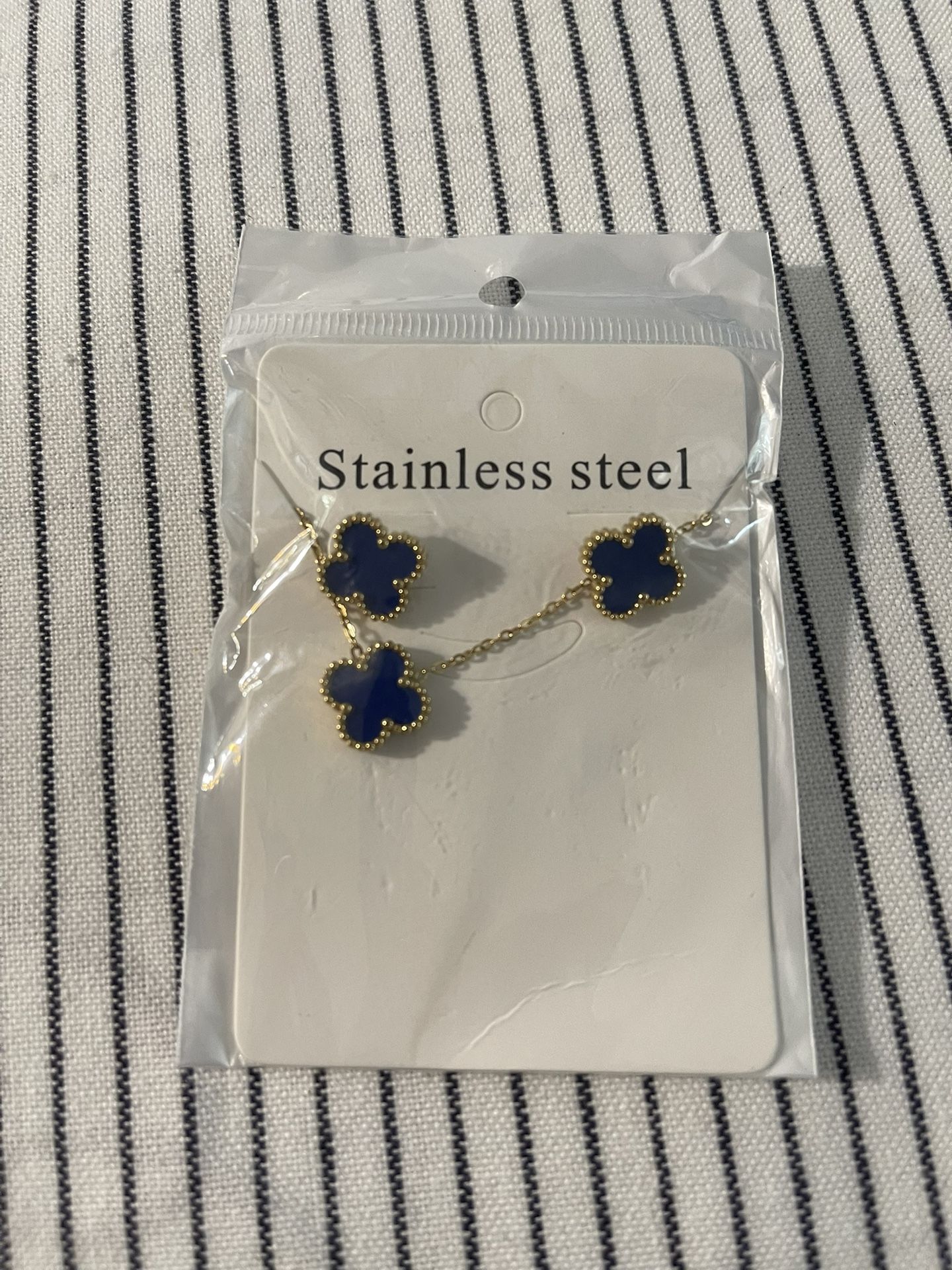 Aretes Y Cadena