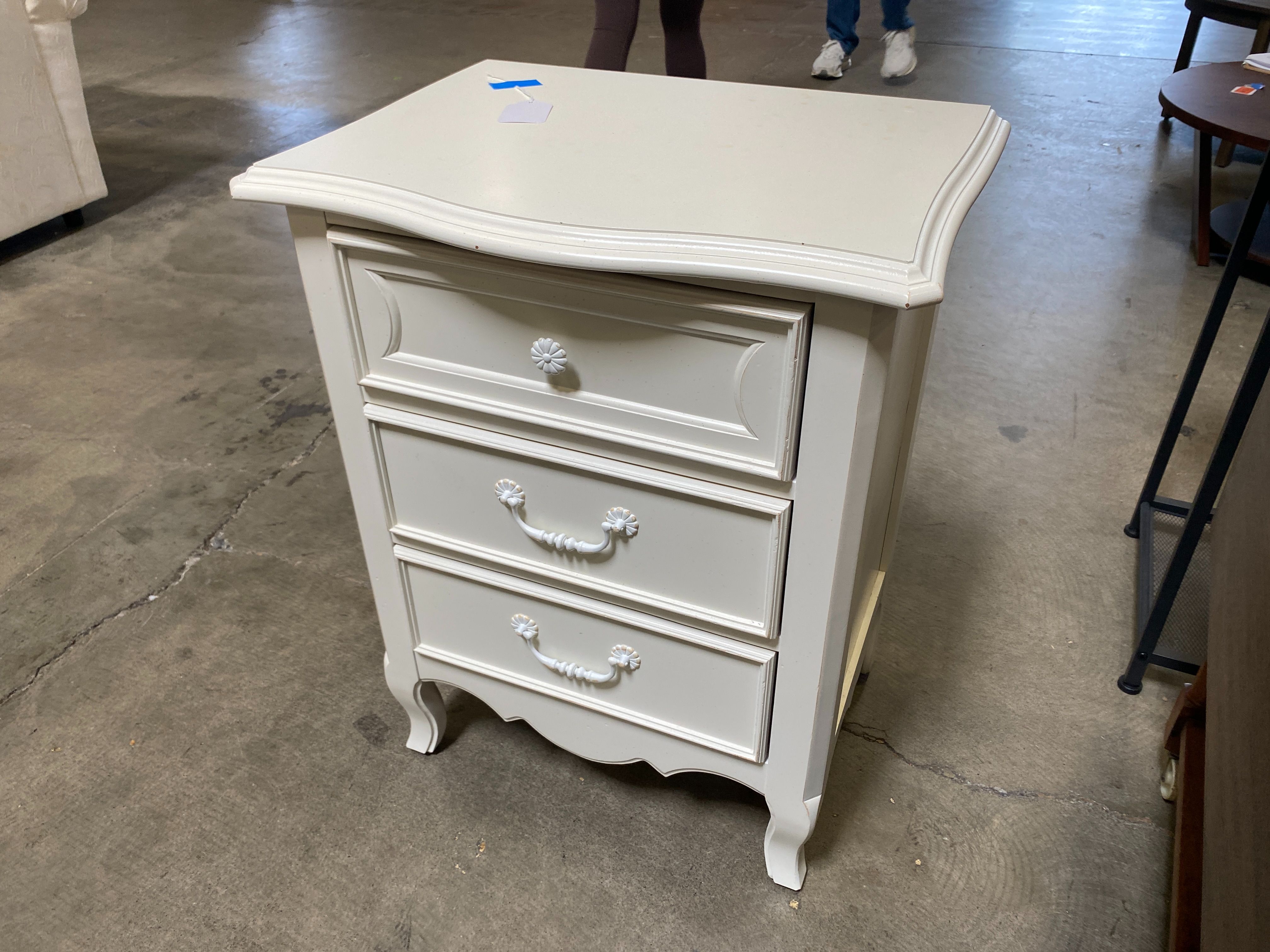YOUNG AMERICA All White French Style 3 Drawer Nightstand