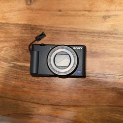 Sony - ZV-1 20.1-Megapixel Digital Camera for Content Creators and Vloggers