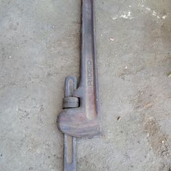 Rigid 48" Heavy Duty Pipe Wrench