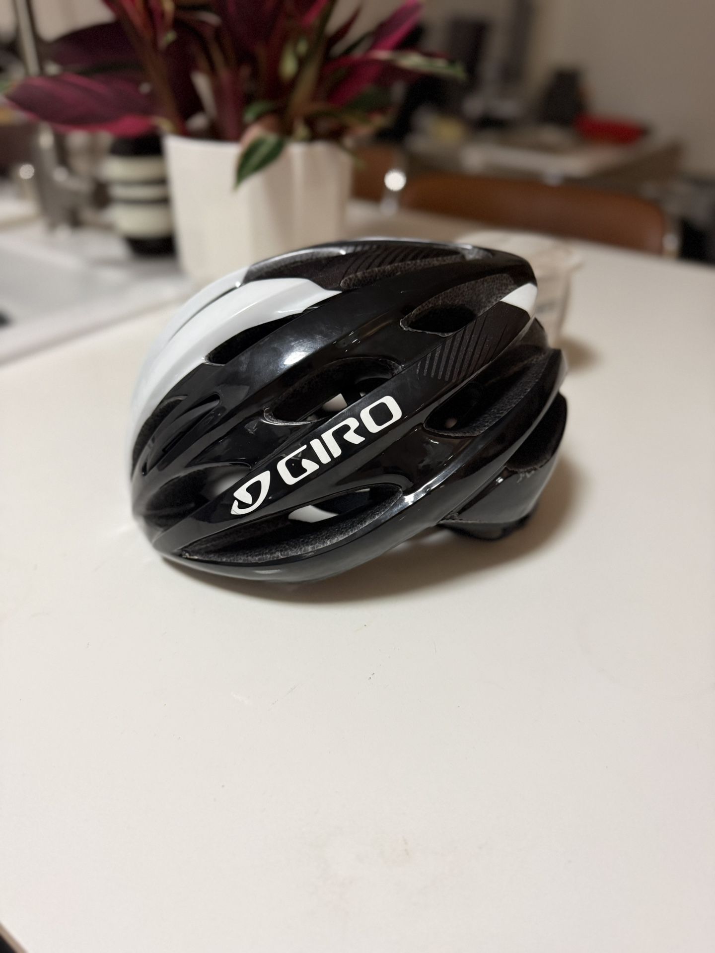 Giro Trinity - Road/mountain Bike Helmet