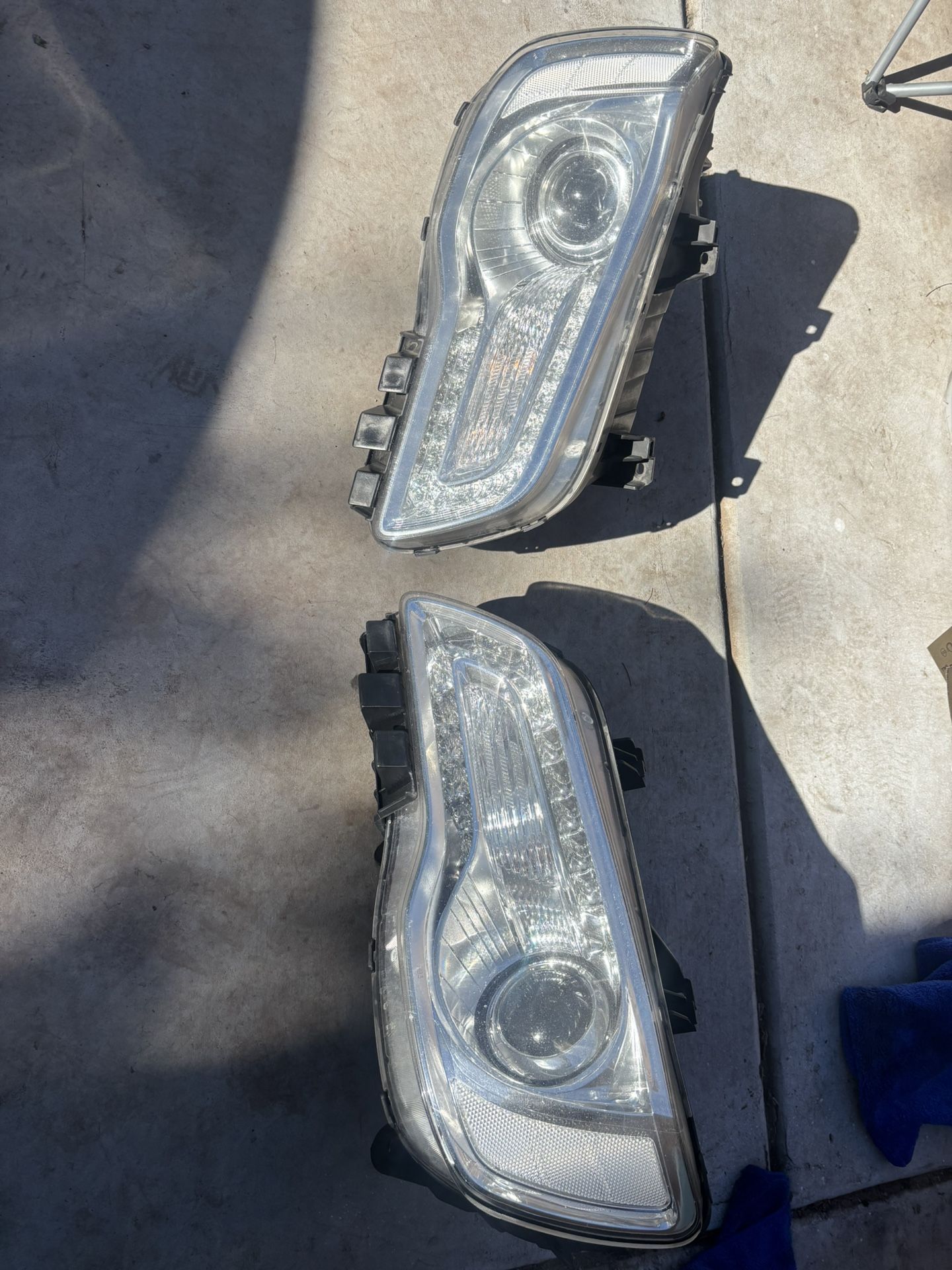 chrysler 300 headlights 