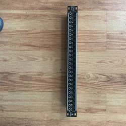 Behringer Ultrapatch 