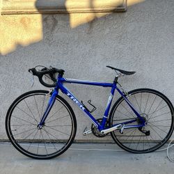 TREK Road Bike 